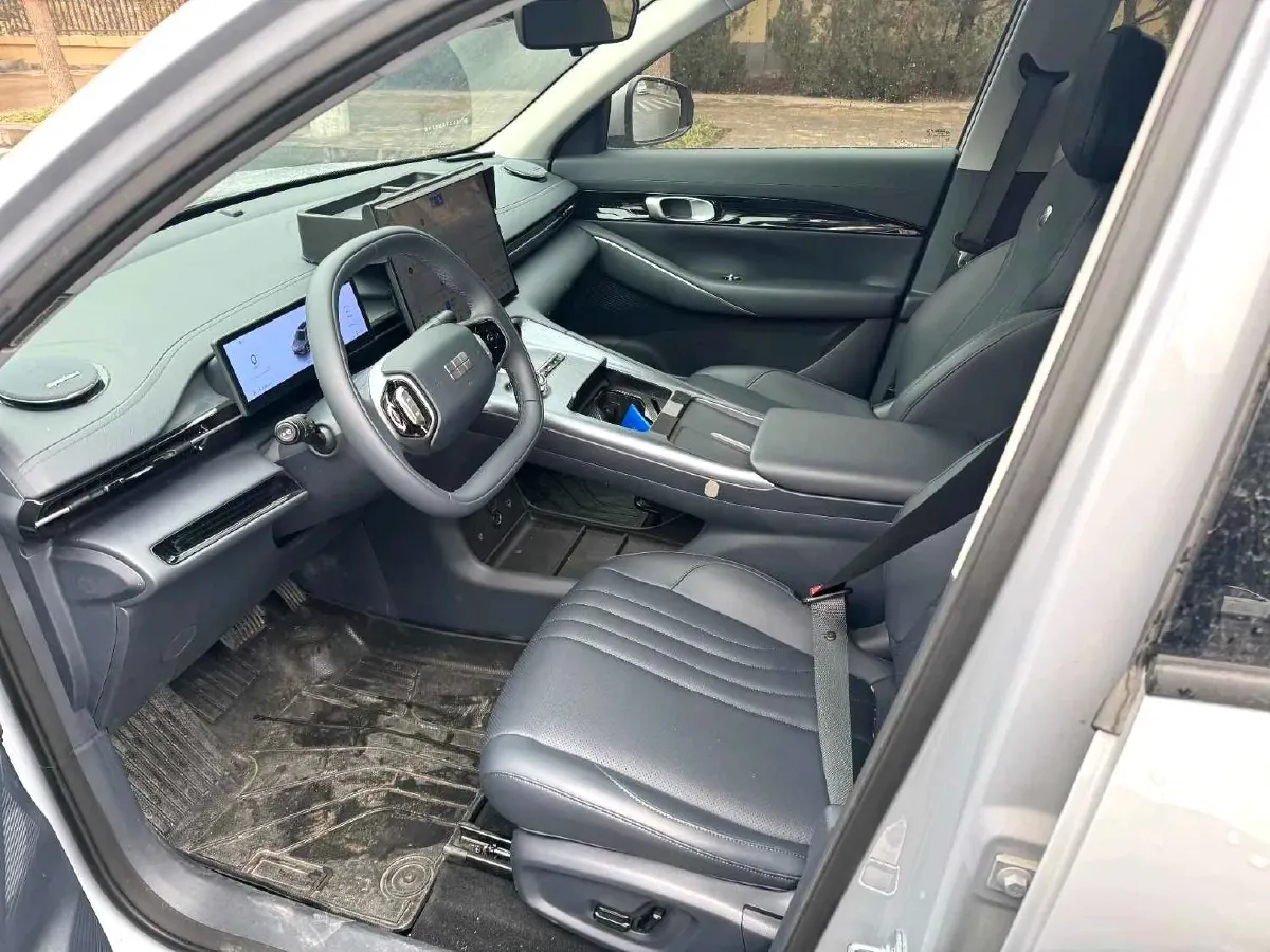 2024 YuanChen Super Van BEV 51KWH,autocango,china used car exporter,china ev exporter,chinese used car exporter,chinese used ev exporter