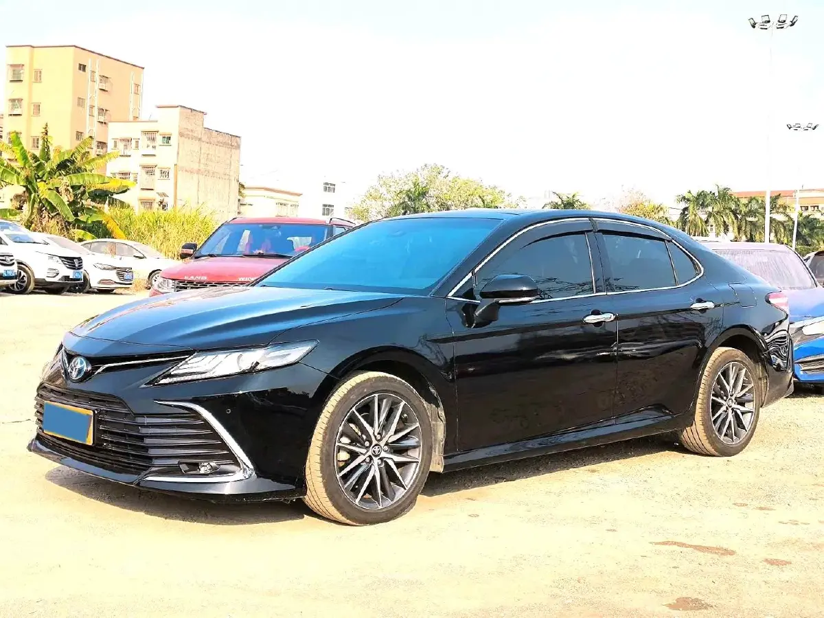 2023 Toyota Camry 2.5L 178HP L4 E-CVT Hybrid