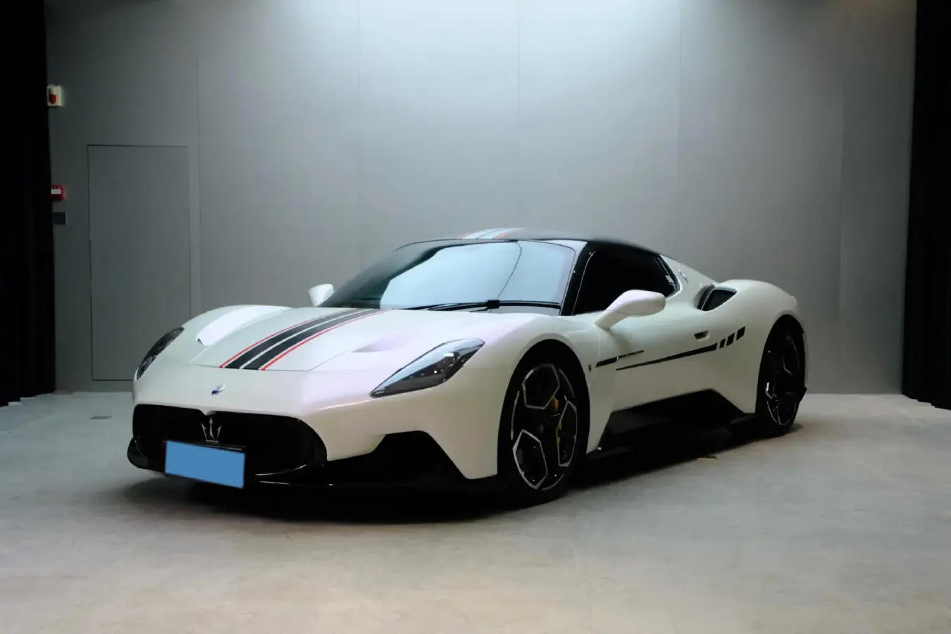 2020 Maserati MC20 3.0T 630HP V6 8DCT