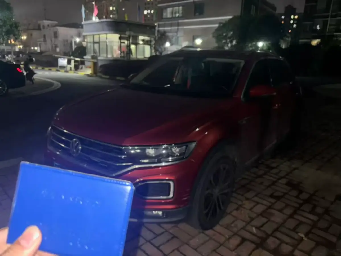 2019 Volkswagen T-Roc 1.4T 150HP L4 7DCT