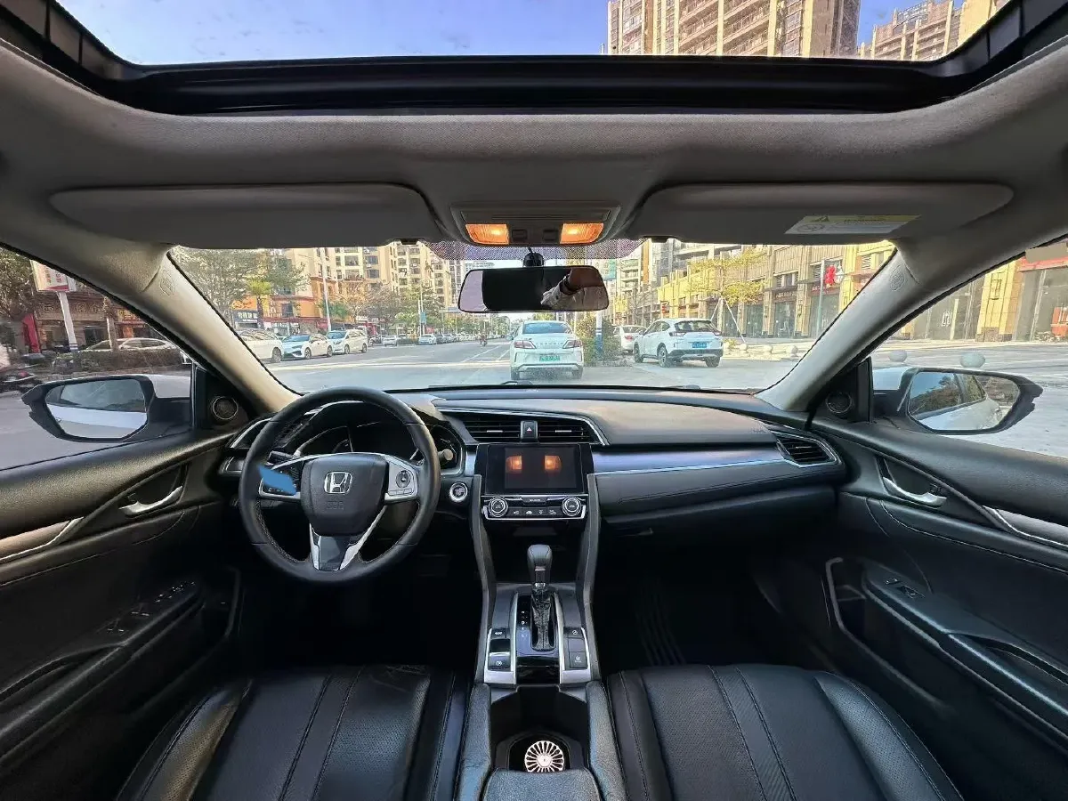 2016 Honda Civic 1.5T 177HP L4 CVT,autocango,china used car exporter,china ev exporter,chinese used car exporter,chinese used ev exporter