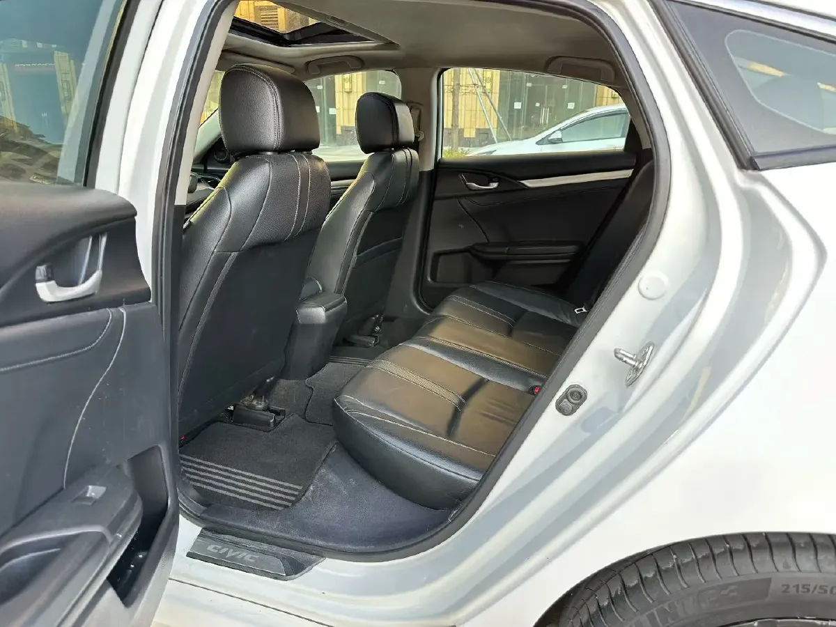 2016 Honda Civic 1.5T 177HP L4 CVT,autocango,china used car exporter,china ev exporter,chinese used car exporter,chinese used ev exporter