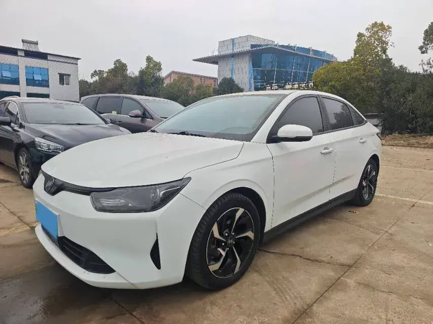 2021 Weltmeister E.5 BEV 49.92KWH