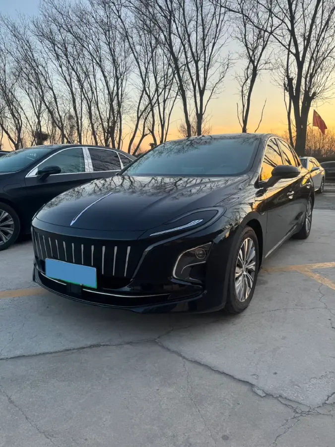 2023 HongQi E-QM5 BEV 82KWH