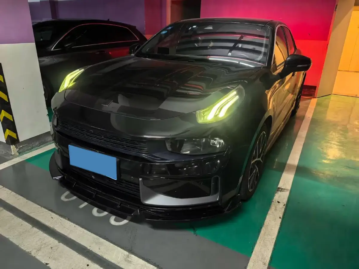 2019 LYNK&CO 03 2.0T 190HP L4 6AT