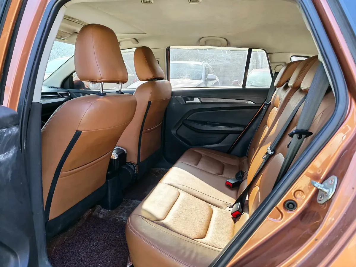 2018 FAW Jumpal CX65 1.5L 113HP L4 5MT,autocango,china used car exporter,china ev exporter,chinese used car exporter,chinese used ev exporter