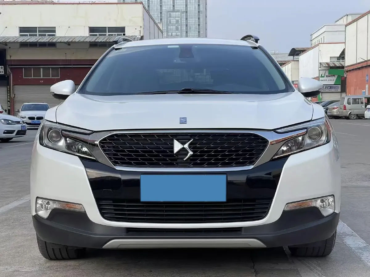 2017 DS 6 1.6T 167HP L4 6AT,autocango,china used car exporter,china ev exporter,chinese used car exporter,chinese used ev exporter