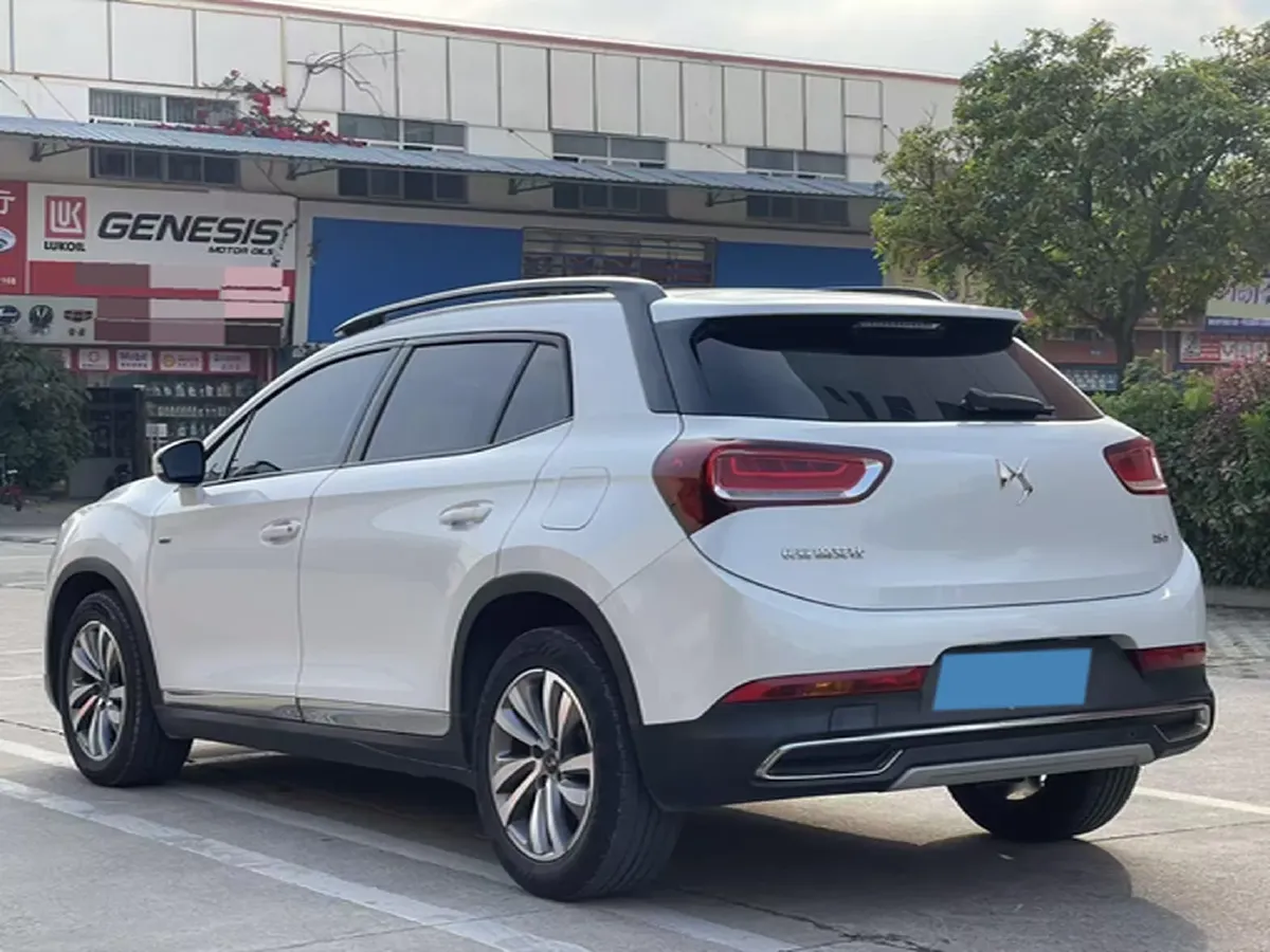 2017 DS 6 1.6T 167HP L4 6AT,autocango,china used car exporter,china ev exporter,chinese used car exporter,chinese used ev exporter