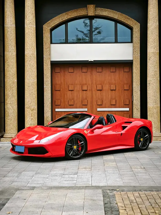 2015 Ferrari 488 3.9T 670HP V8 7DCT