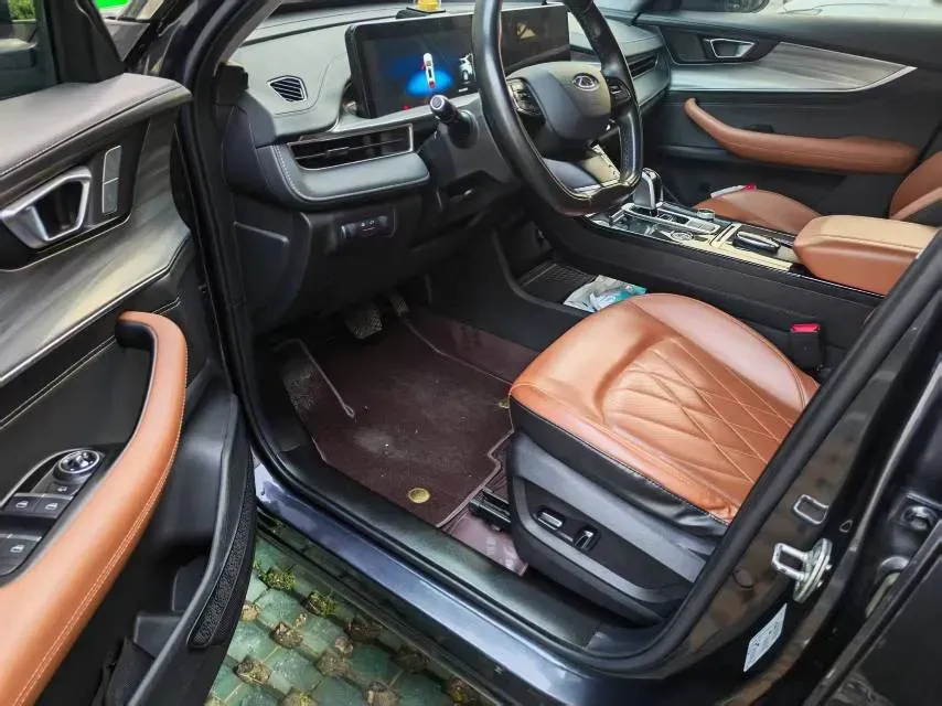 2021 Chery Tiggo 8 Plus 1.6T 197HP L4 7DCT,autocango,china used car exporter,china ev exporter,chinese used car exporter,chinese used ev exporter