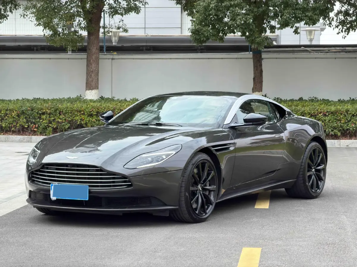 2019 Aston Martin DB11 4.0T 510HP V8 8AT