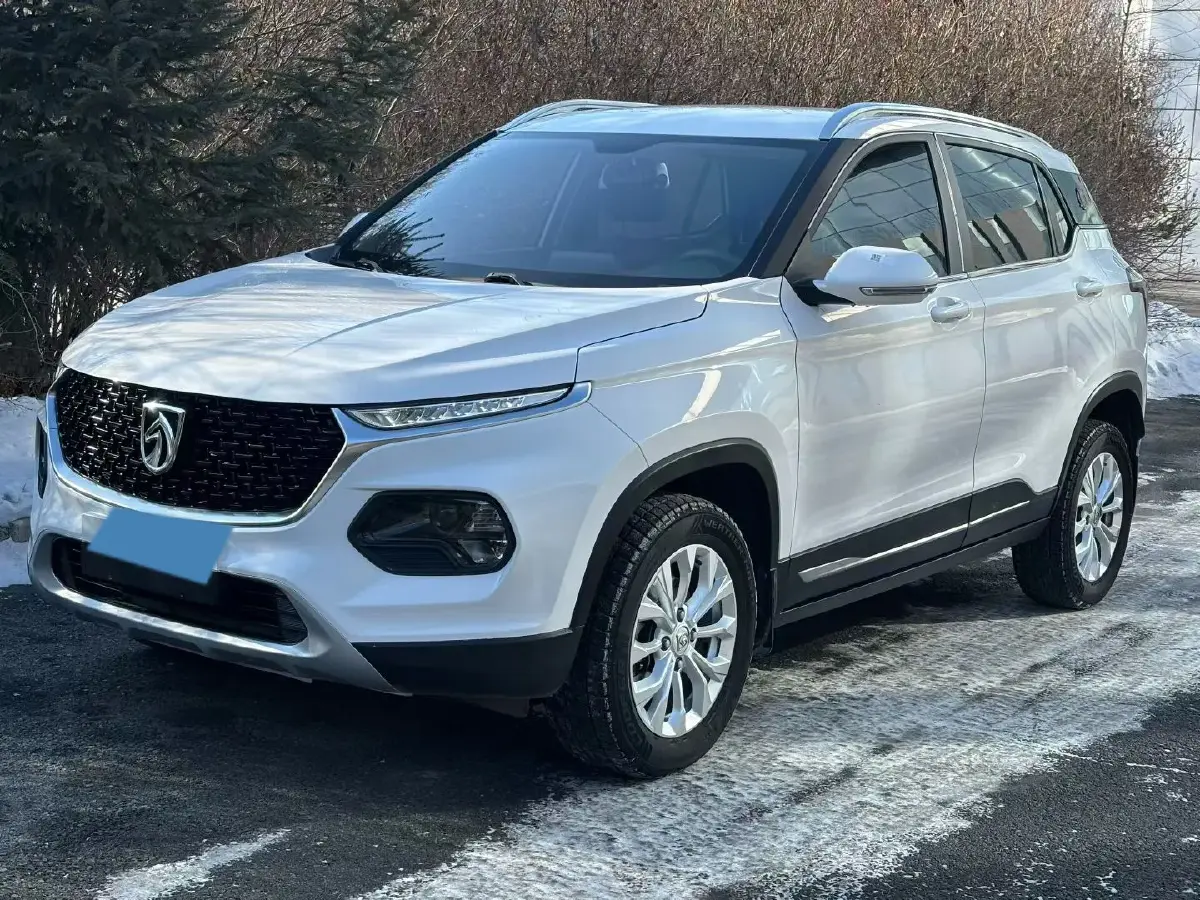 2019 BaoJun 730 1.5L 105HP L4 6MT