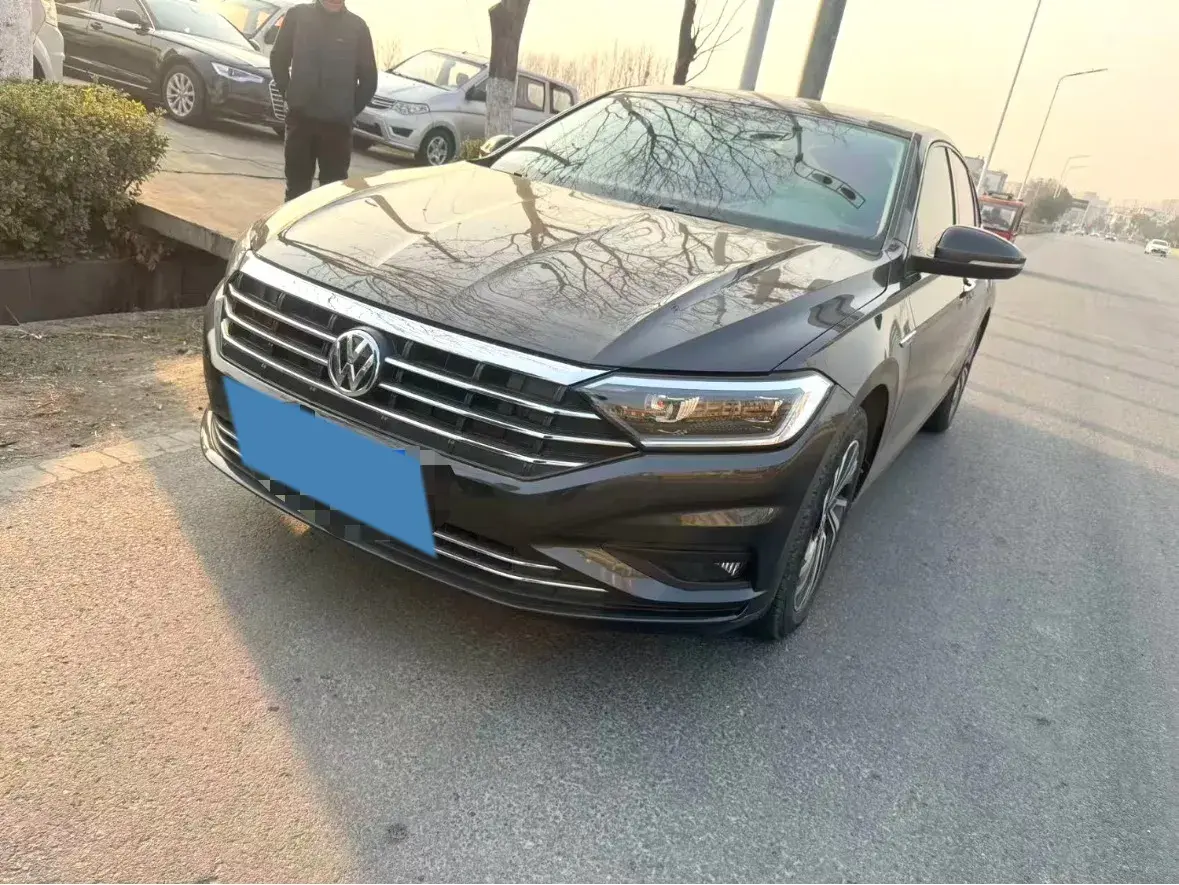 2021 Volkswagen Sagitar 1.4T 150HP L4 7DCT