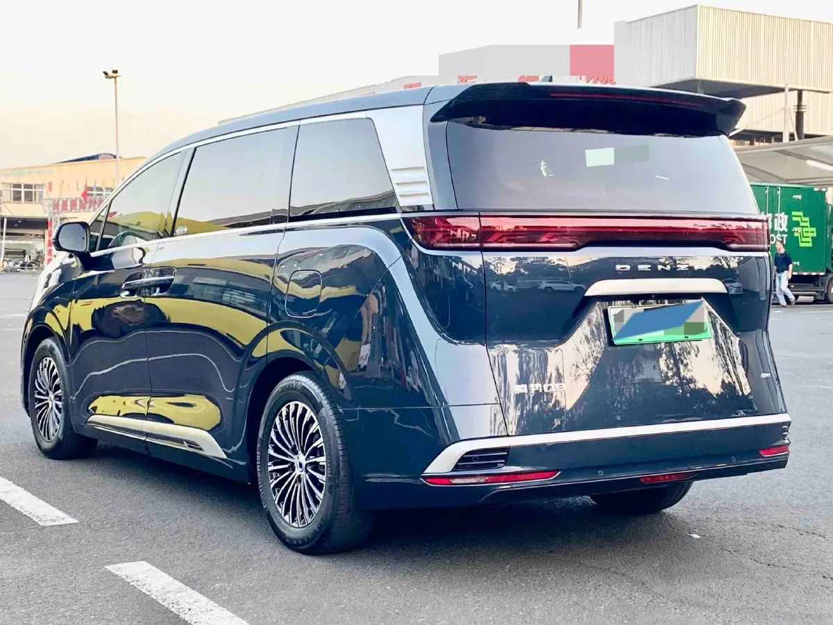 2022 HongQi HS7 3.0T 337HP V6 8AT,autocango,china used car exporter,china ev exporter,chinese used car exporter,chinese used ev exporter