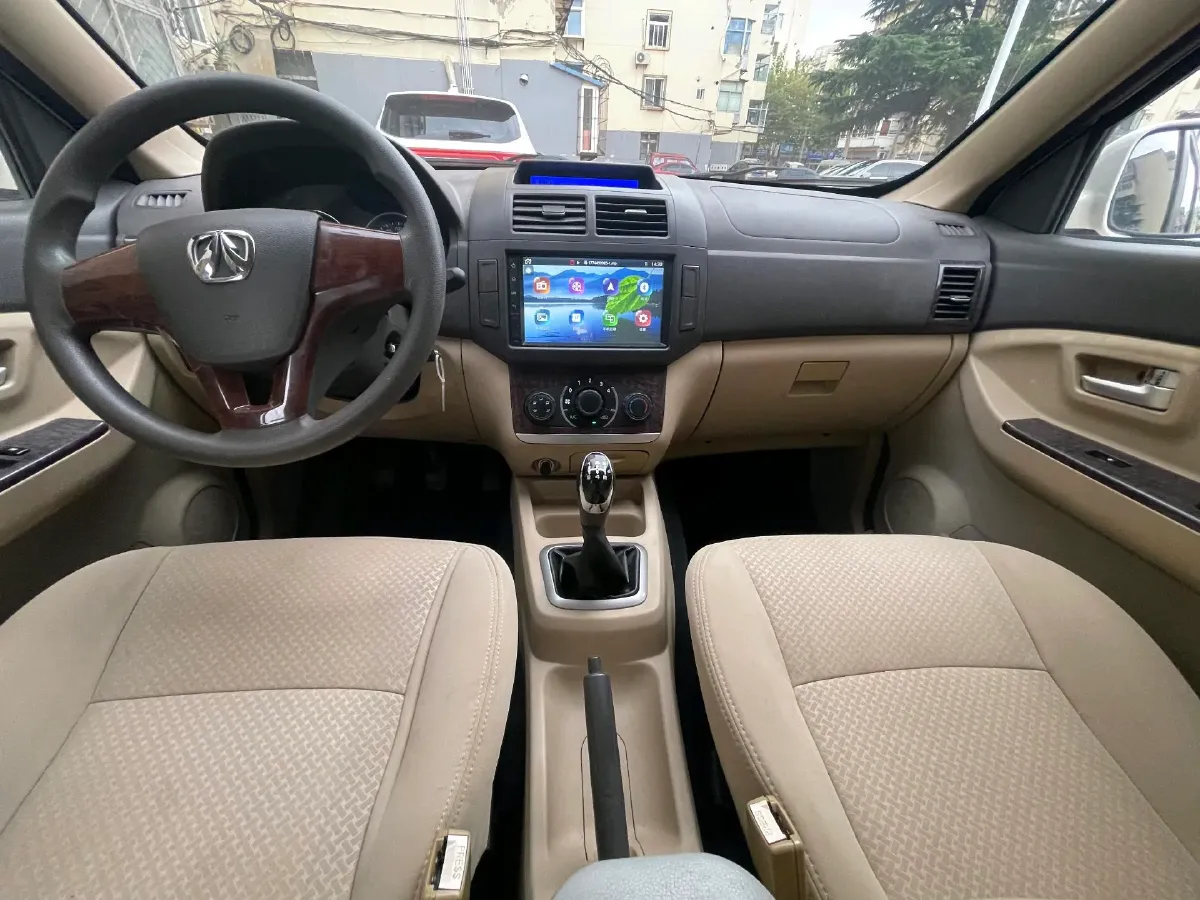 2016 BAIC WeiWang M35 1.5L 116HP L4 5MT,autocango,china used car exporter,china ev exporter,chinese used car exporter,chinese used ev exporter