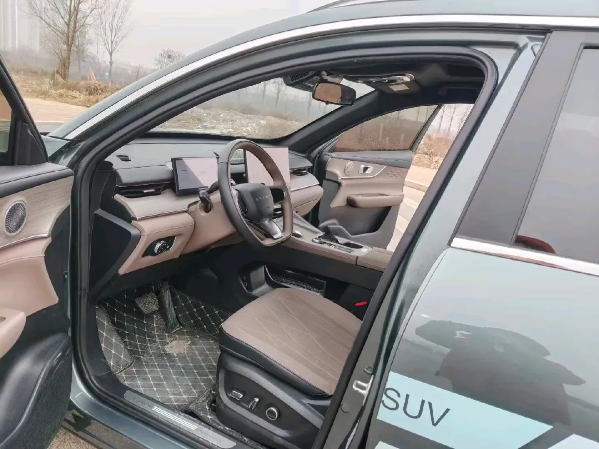 2025 Fulwin FulwinT8 1.5T 156HP L4 1DHT PHEV 18.67KWH,autocango,china used car exporter,china ev exporter,chinese used car exporter,chinese used ev exporter