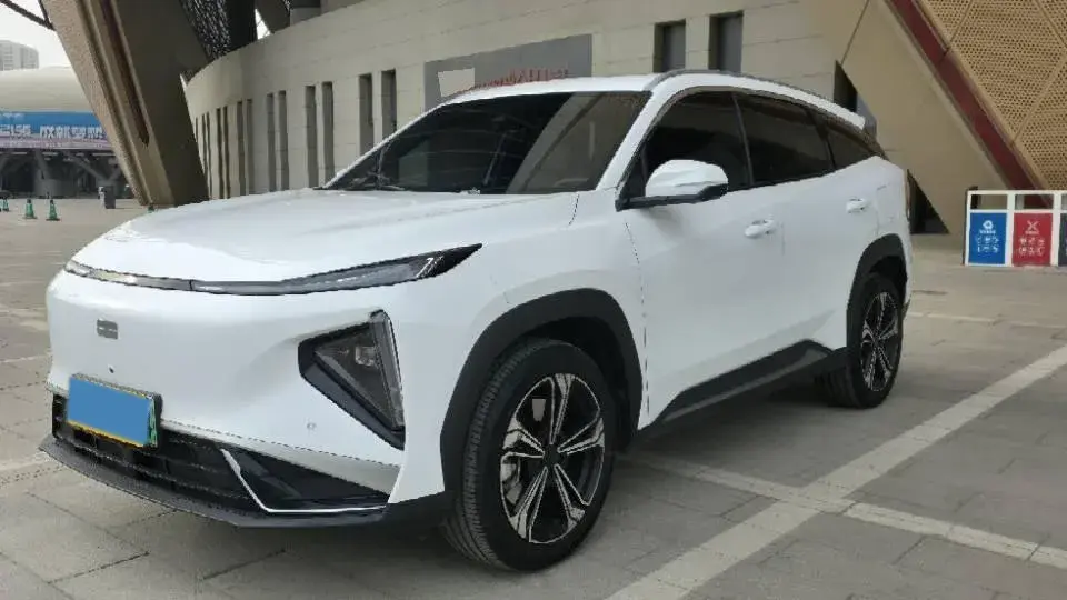 2025 Geely Galaxy L7 1.5L 112HP L4 1DHT PHEV 18.4KWH