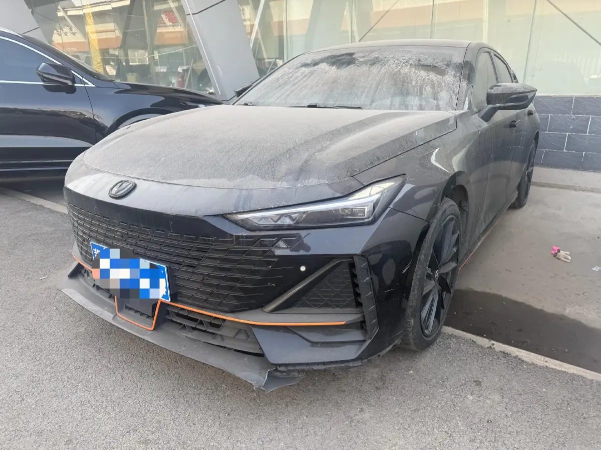 2023 ChangAn UNI-V 1.5T 188HP L4 7DCT