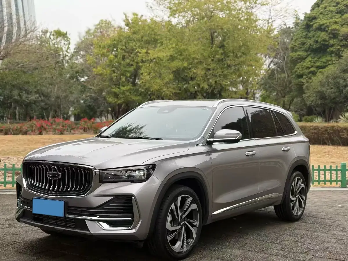 2023 Geely Monjaro 2.0T 238HP L4 8AT