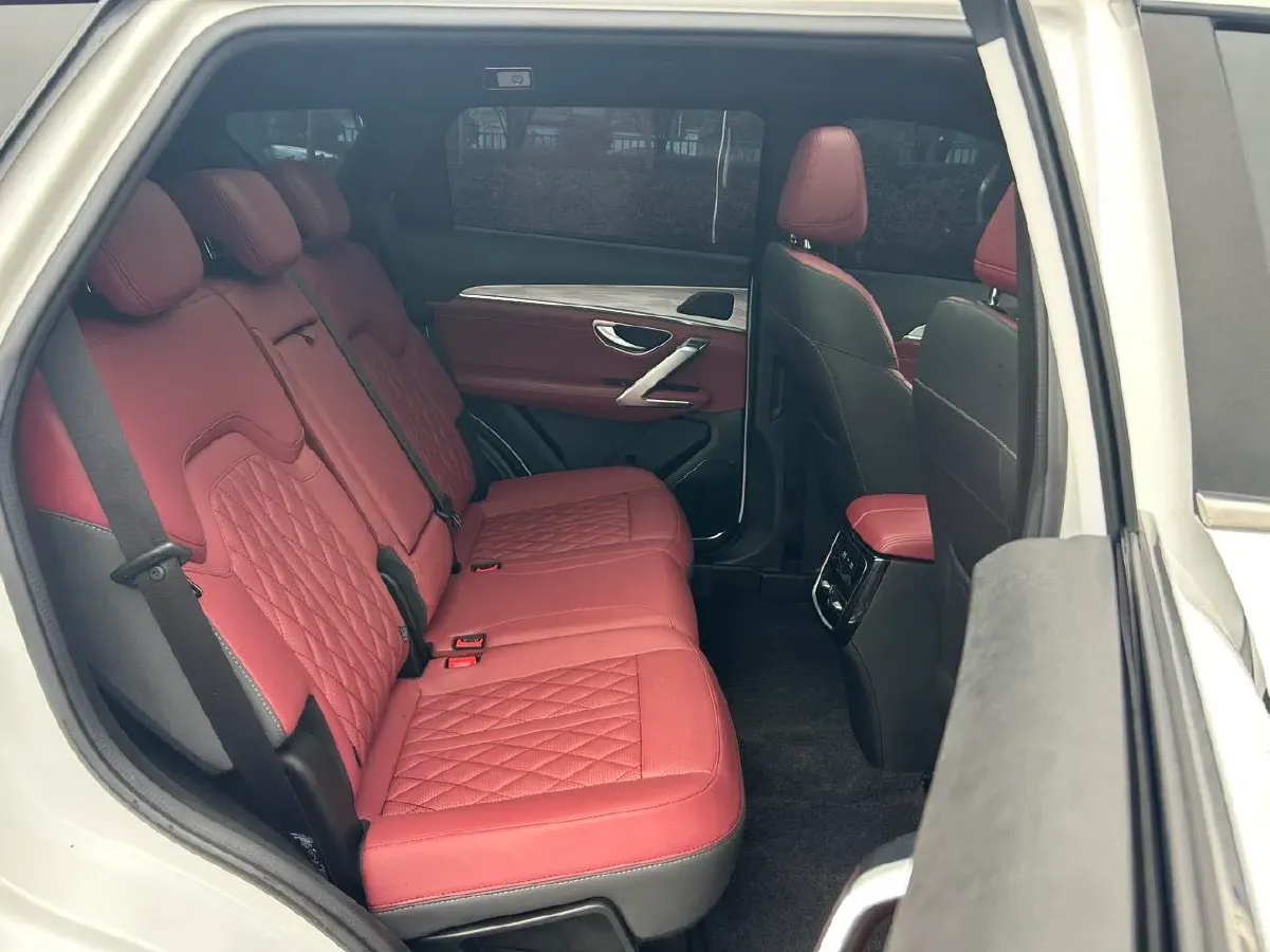 2023 Jetour X70 Plus 1.5T 156HP L4 6DCT,autocango,china used car exporter,china ev exporter,chinese used car exporter,chinese used ev exporter