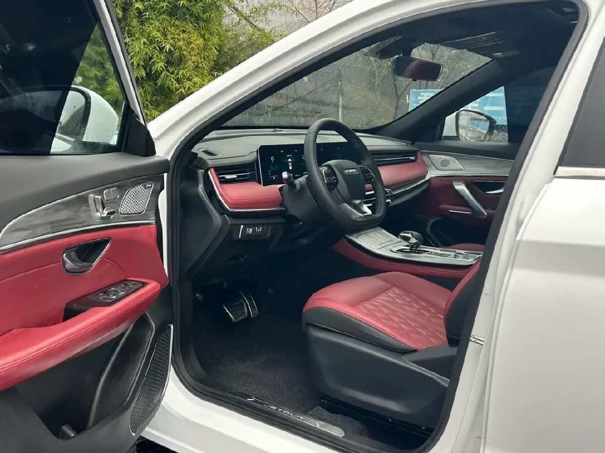 2023 Jetour X70 Plus 1.5T 156HP L4 6DCT,autocango,china used car exporter,china ev exporter,chinese used car exporter,chinese used ev exporter