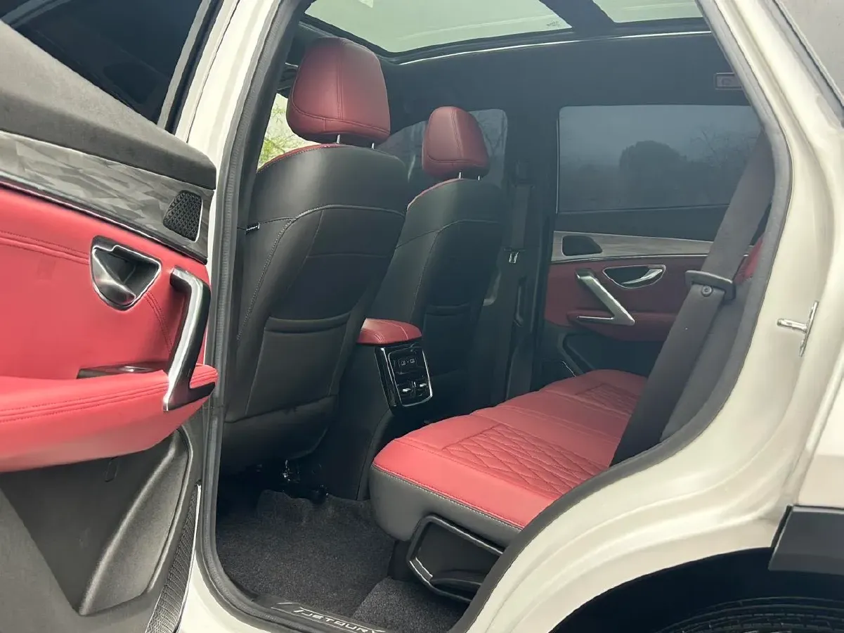 2023 Jetour X70 Plus 1.5T 156HP L4 6DCT,autocango,china used car exporter,china ev exporter,chinese used car exporter,chinese used ev exporter