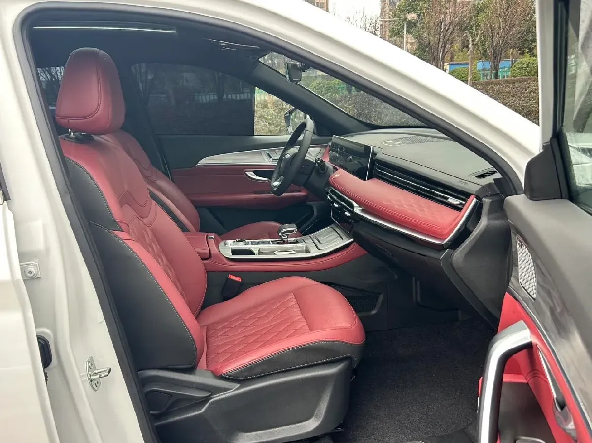 2023 Jetour X70 Plus 1.5T 156HP L4 6DCT,autocango,china used car exporter,china ev exporter,chinese used car exporter,chinese used ev exporter