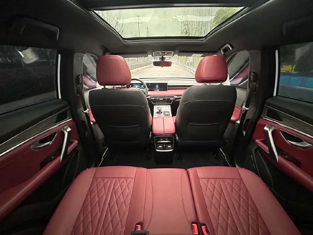 2023 Jetour X70 Plus 1.5T 156HP L4 6DCT,autocango,china used car exporter,china ev exporter,chinese used car exporter,chinese used ev exporter