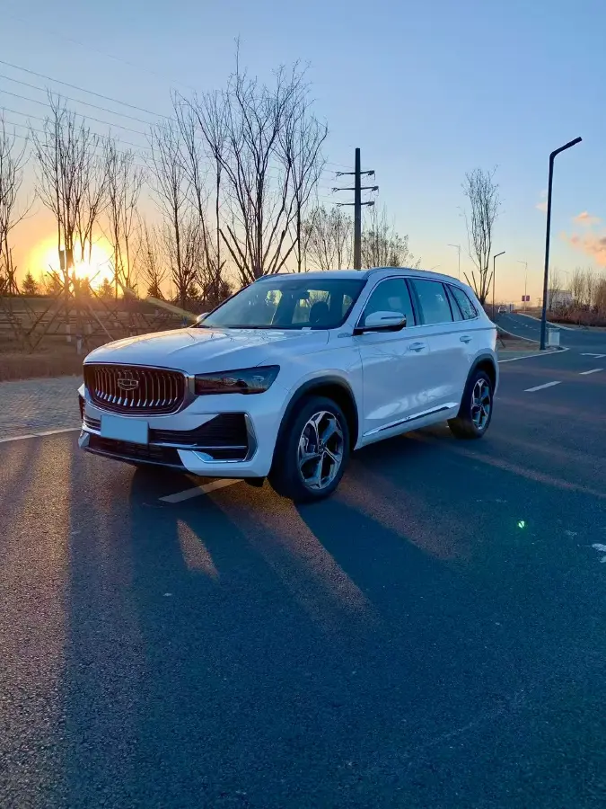 2024 Geely Monjaro 2.0T 218HP L4 7DCT