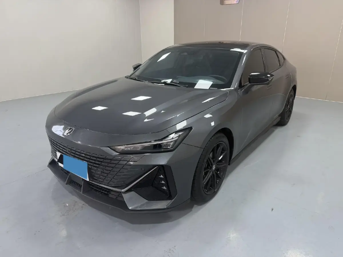 2023 ChangAn UNI-V 1.5T 188HP L4 7DCT