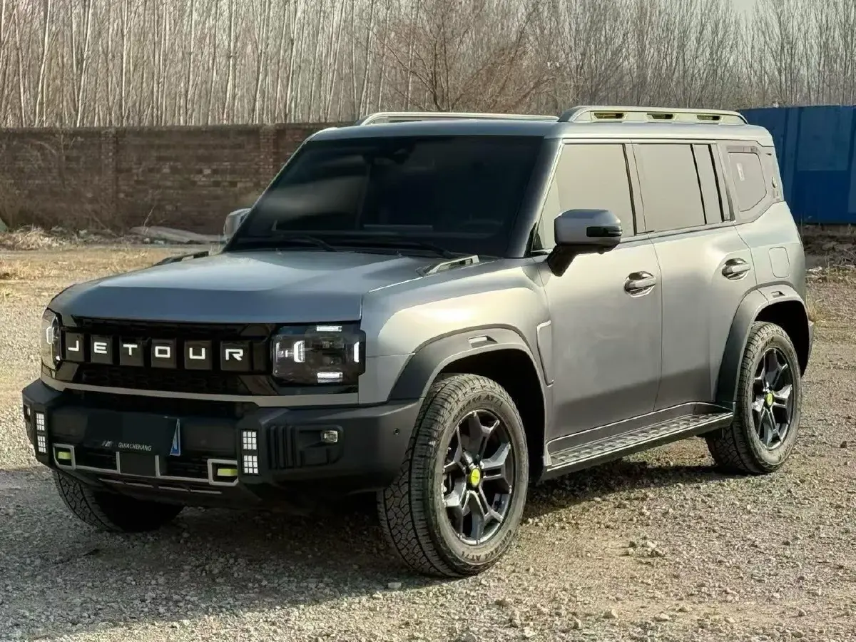 2023 Jetour Traveller 2.0T 254HP L4 7DCT