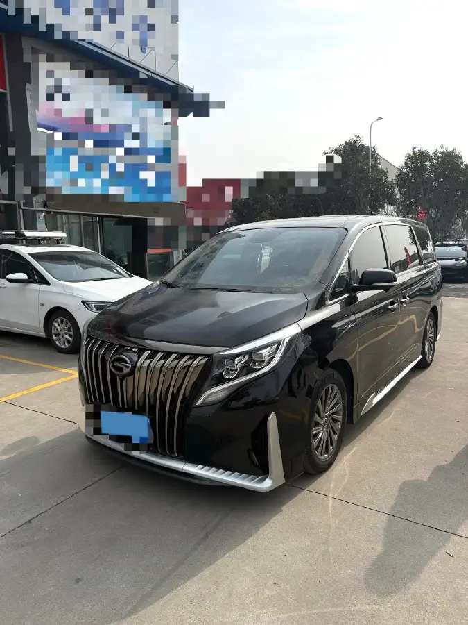 2021 GAC Trumpchi M8 2.0T 252HP L4 8AT