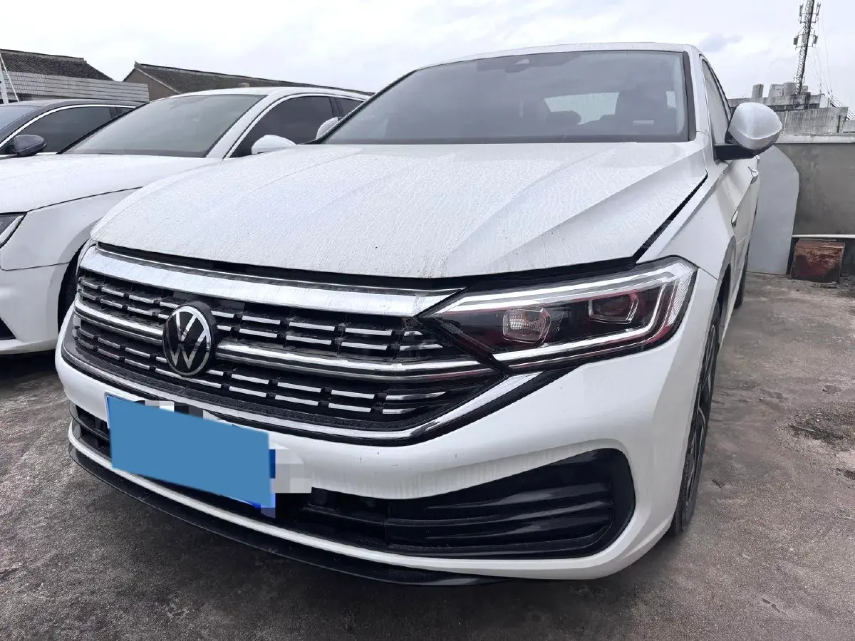 2024 Volkswagen Sagitar 1.5T 160HP L4 7DCT