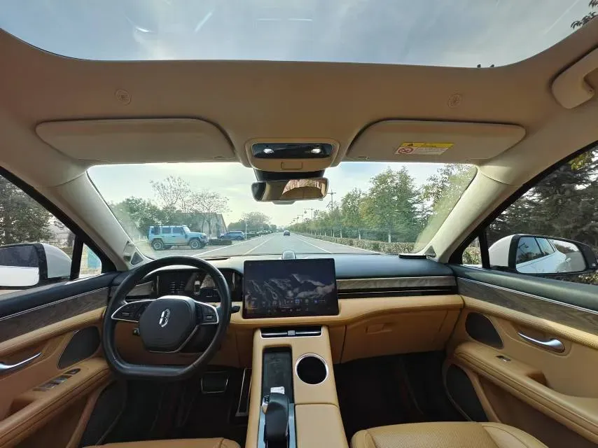 2022 JMC YuHu 7 2.0T 141HP L4 8AT,autocango,china used car exporter,china ev exporter,chinese used car exporter,chinese used ev exporter