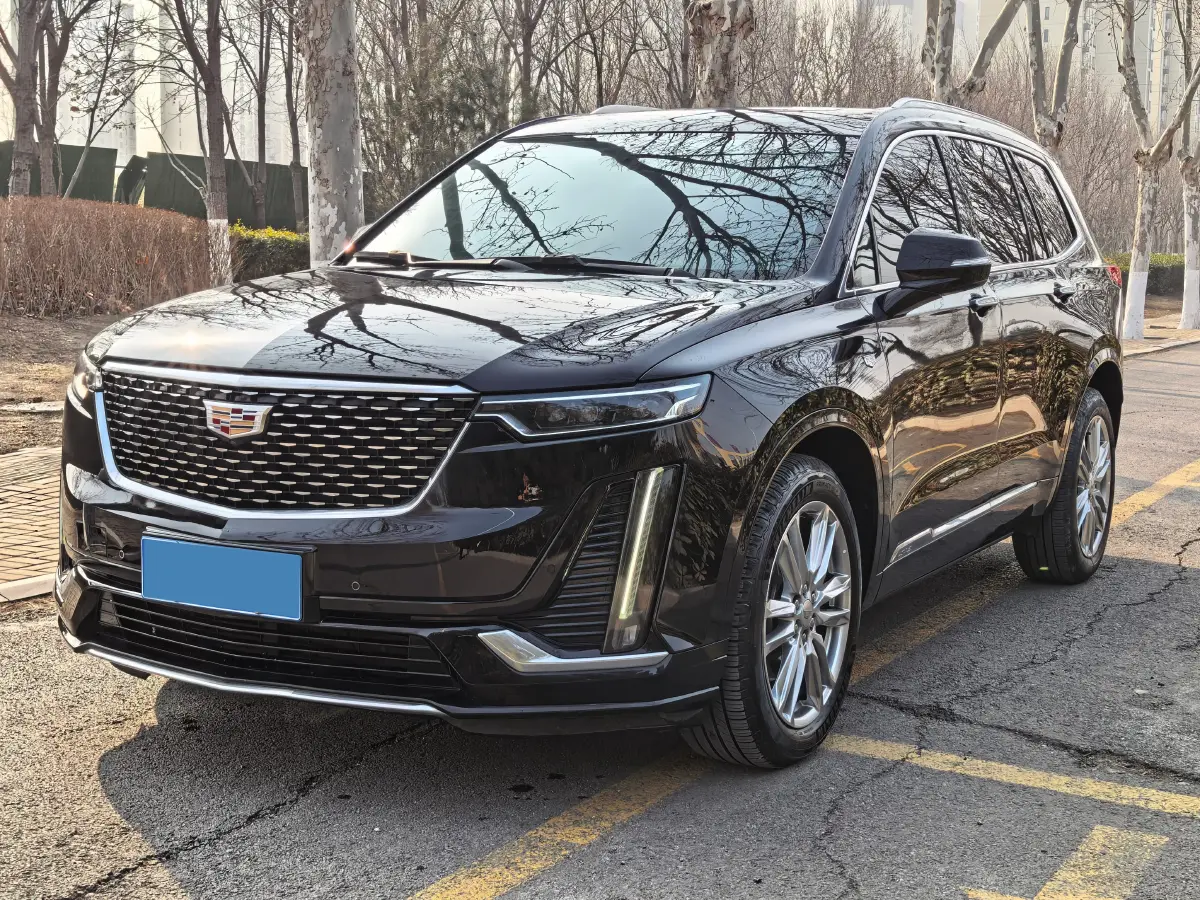 2022 Cadillac XT6 2.0T 237HP L4 9AT