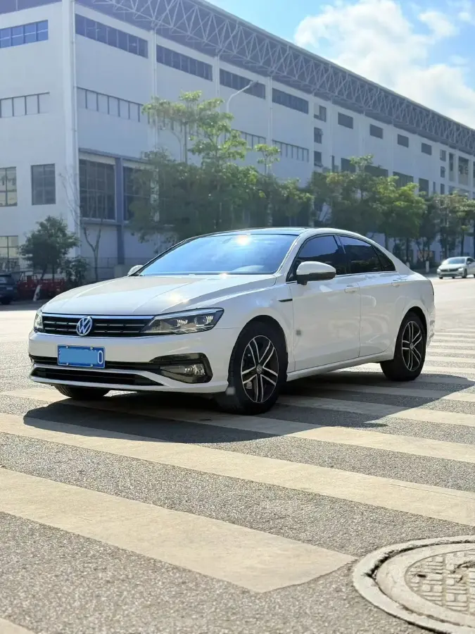 2019 Volkswagen Passat 1.4T 150HP L4 7DCT