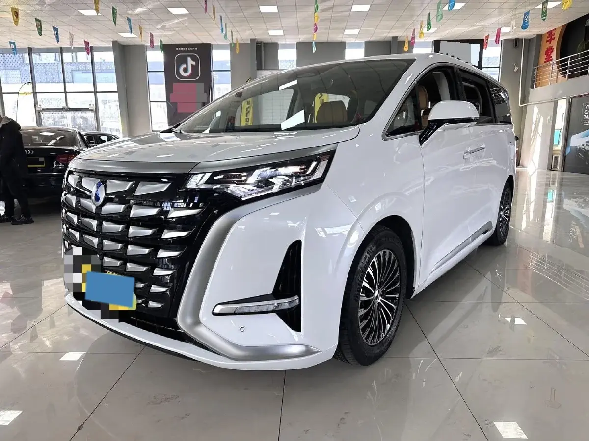 2022 HongQi HS7 3.0T 337HP V6 8AT