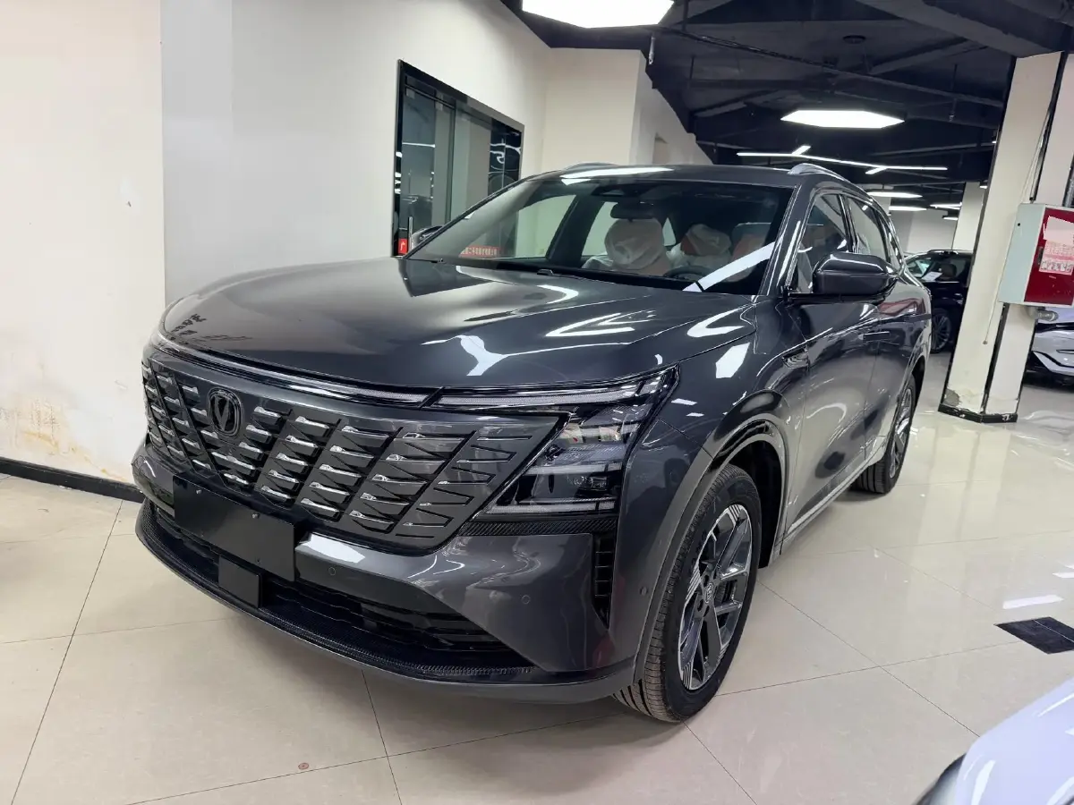 2025 ChangAn CS75 Plus 1.5T 192HP L4 8AT