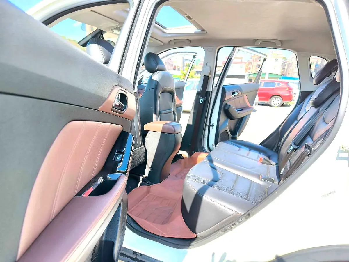 2018 BAIC ChangHe Q35 1.5L 116HP L4 5MT,autocango,china used car exporter,china ev exporter,chinese used car exporter,chinese used ev exporter