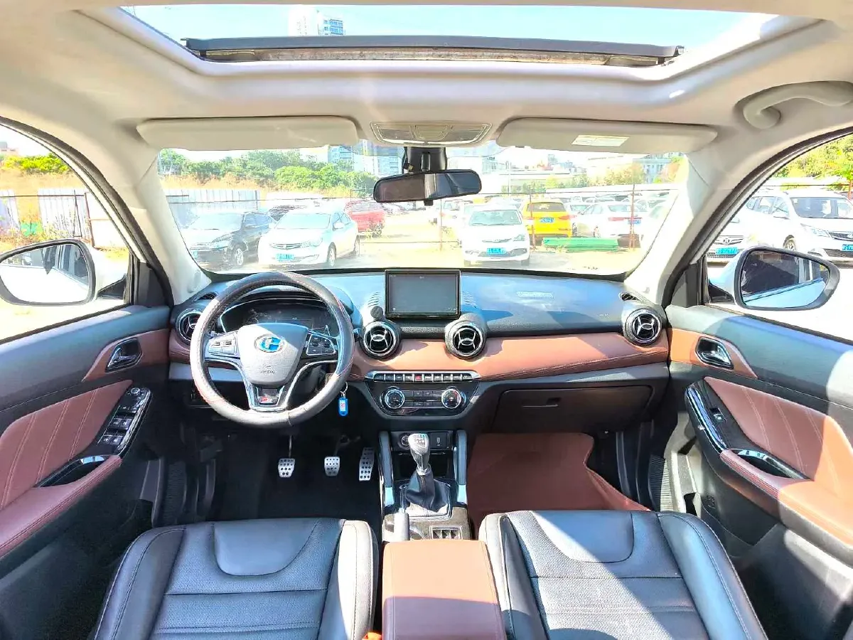 2018 BAIC ChangHe Q35 1.5L 116HP L4 5MT,autocango,china used car exporter,china ev exporter,chinese used car exporter,chinese used ev exporter