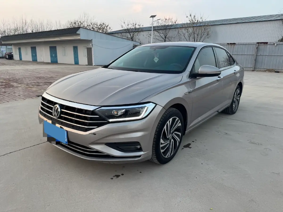 2022 Volkswagen Sagitar 1.4T 150HP L4 7DCT