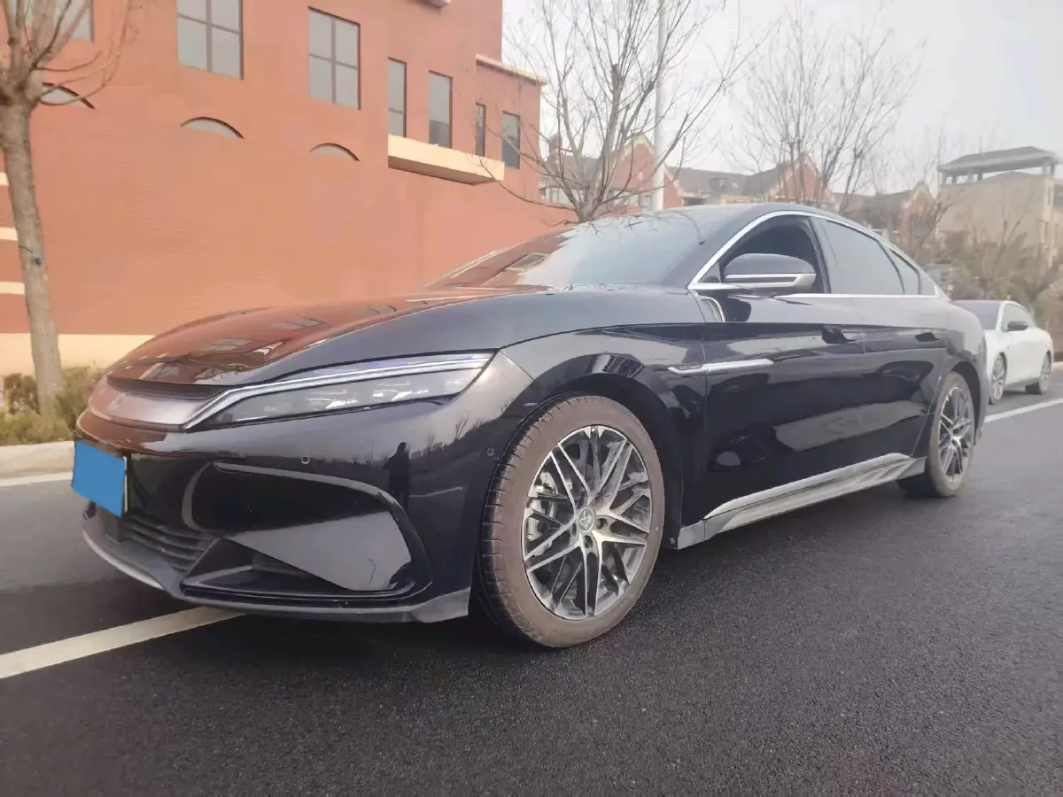 2025 BYD Han BEV 72KWH