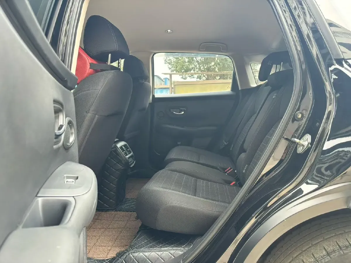 2023 Honda HR-V 2.0L 143HP L4 E-CVT Hybrid,autocango,china used car exporter,china ev exporter,chinese used car exporter,chinese used ev exporter