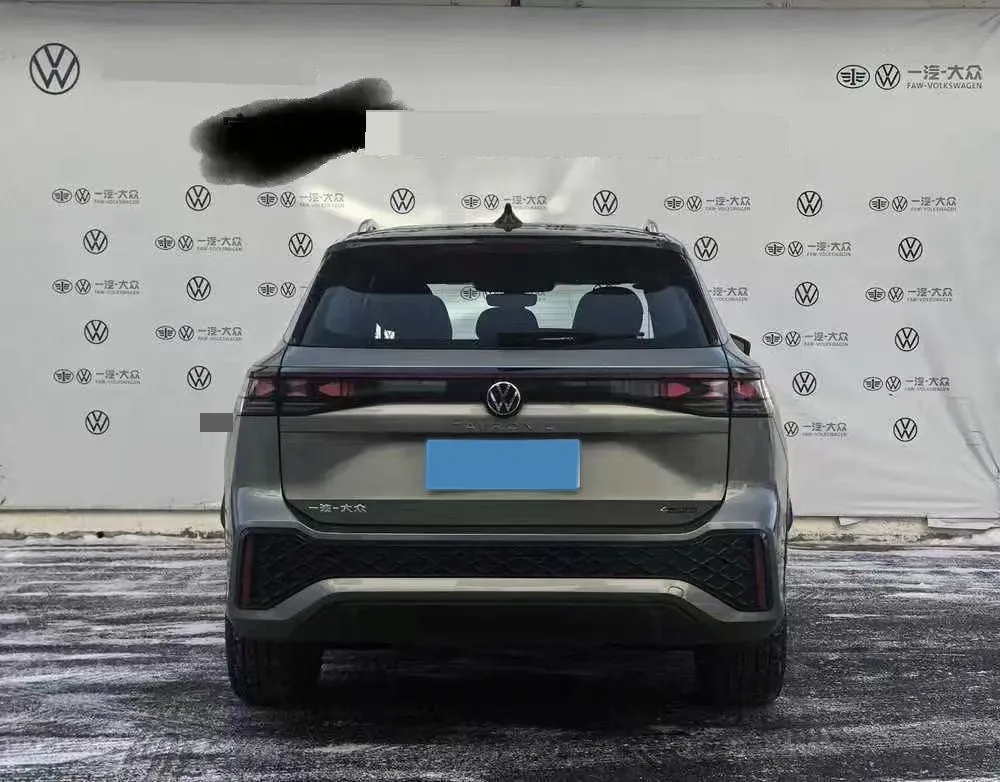 2025 Volkswagen Tayron 2.0T 220HP L4 7DCT,autocango,china used car exporter,china ev exporter,chinese used car exporter,chinese used ev exporter