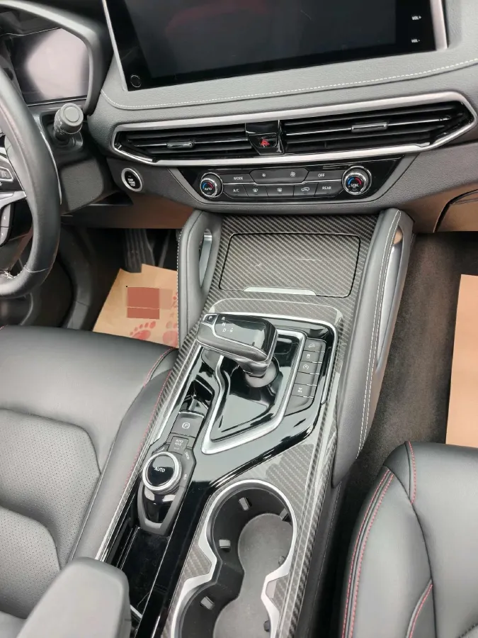 2020 MAXUS D90 Pro 2.0T 218HP L4 8AT,autocango,china used car exporter,china ev exporter,chinese used car exporter,chinese used ev exporter