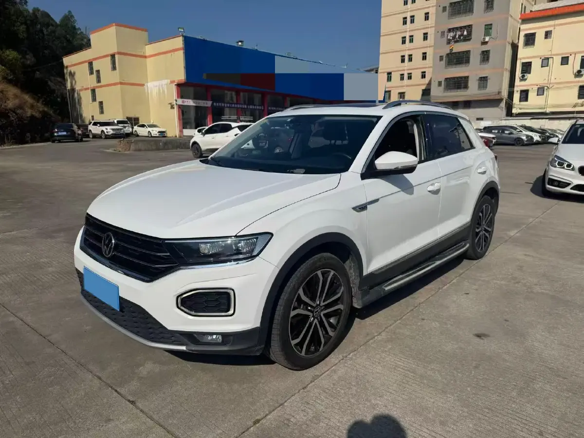 2021 Volkswagen T-Roc 1.4T 150HP L4 7DCT