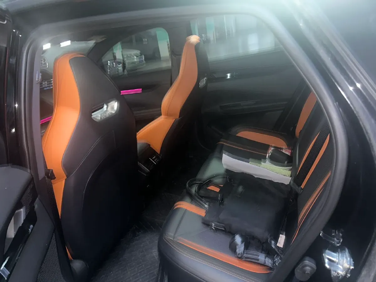 2024 ChangAn UNI-V 1.5T 188HP L4 7DCT,autocango,china used car exporter,china ev exporter,chinese used car exporter,chinese used ev exporter