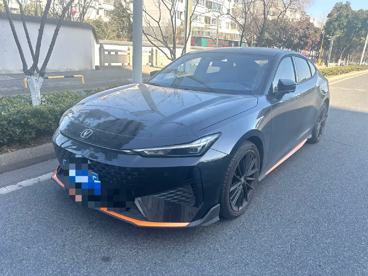 2024 ChangAn UNI-V 1.5T 188HP L4 7DCT