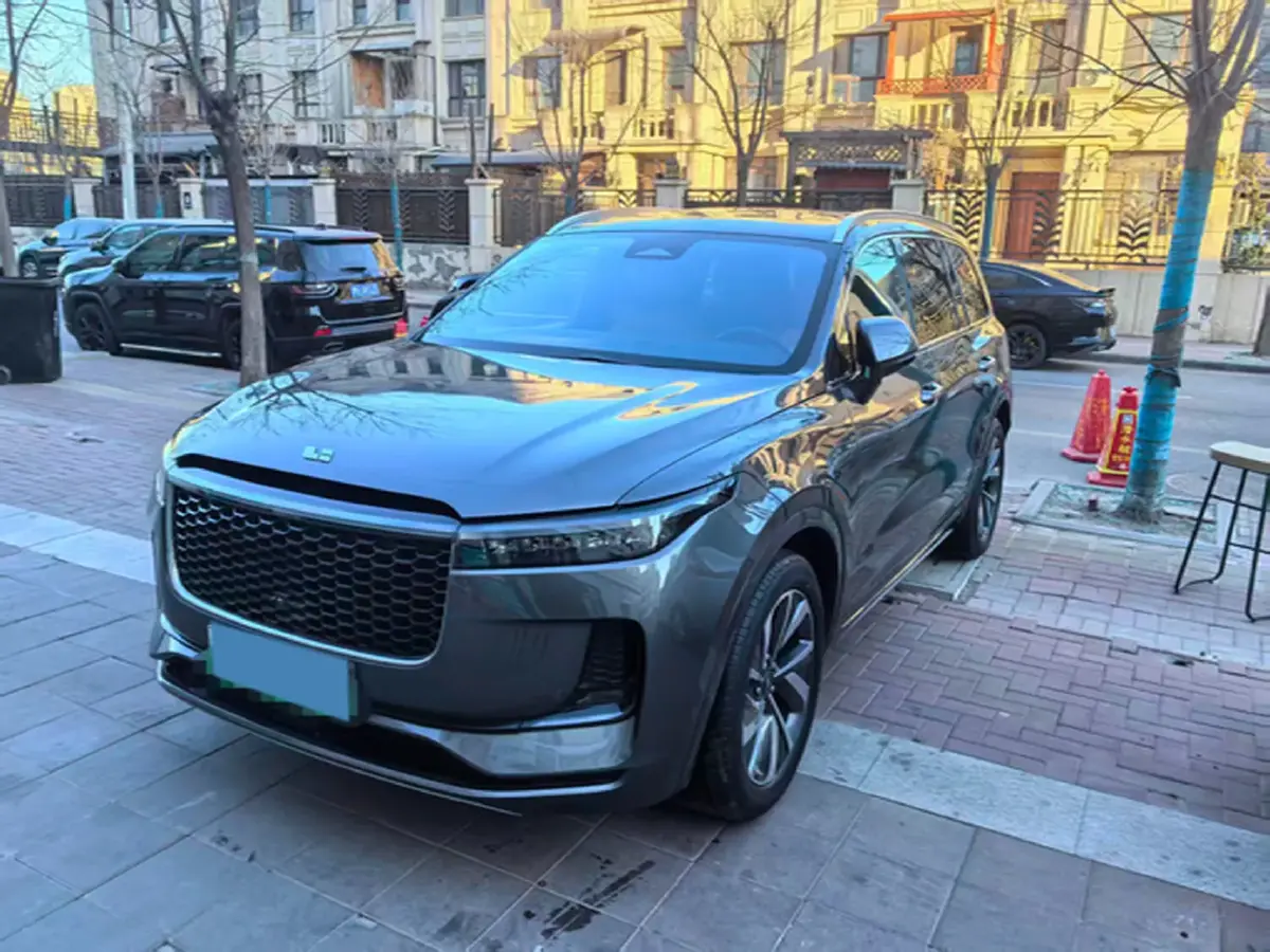 2021 Li ONE Range Extended 131HP REEV 40.5KWH