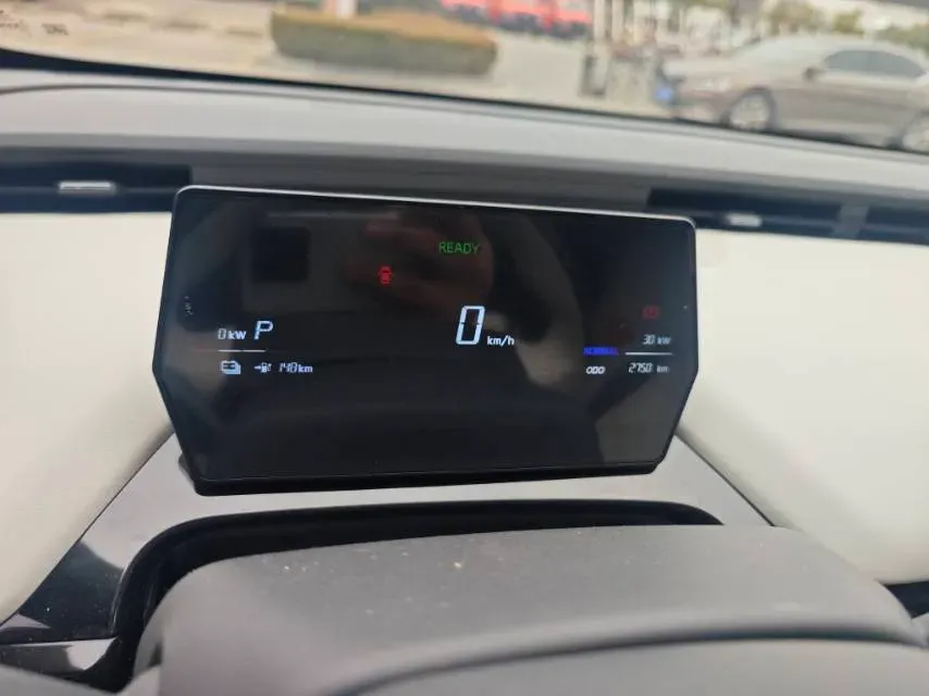 2024 Ruichi Auto EC71 BEV 41.85KWH,autocango,china used car exporter,china ev exporter,chinese used car exporter,chinese used ev exporter